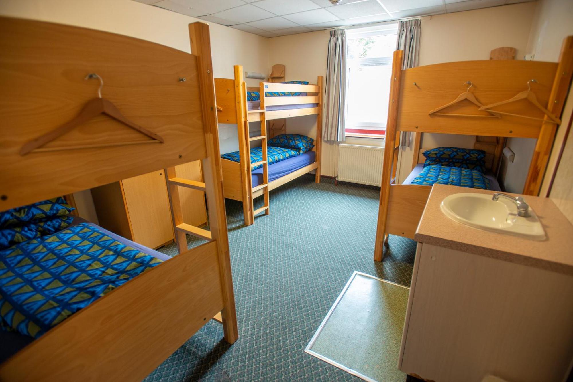 Single Bed Female Dormitory Room,1546291387:JPEG